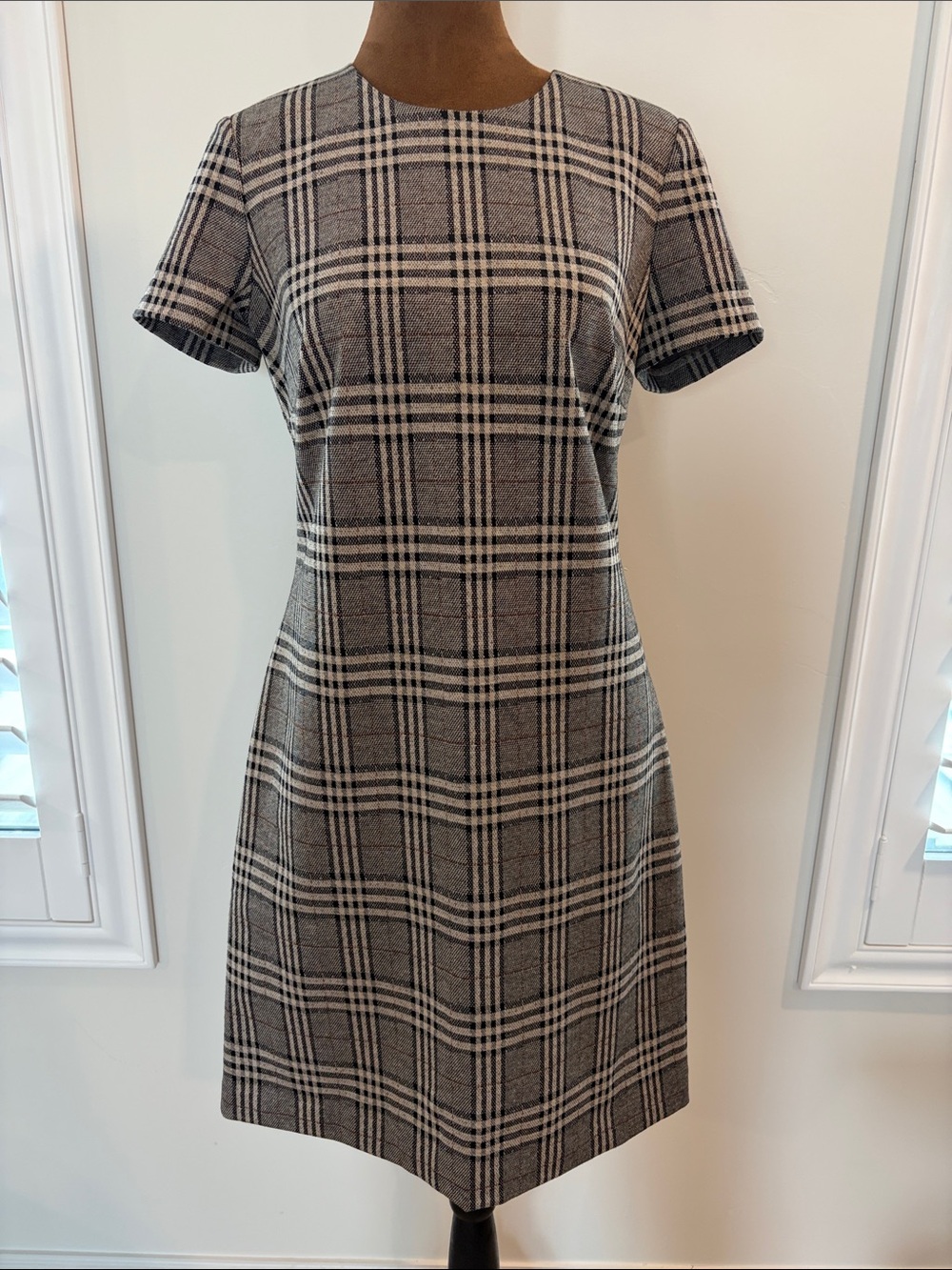 Calvin Klein Plaid Short-Sleeve Midi Dress in Gray and Cream